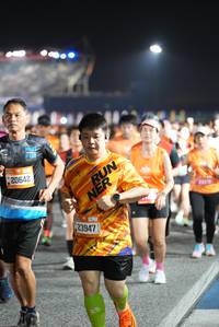 BIB: 20642, 23947
                            <button type="button" onclick="openModal(19607992)" class="btn btn-primary btn-sm float-right btn-popup" data-toggle="modal" data-target=".modal-high-quality">
                        <i class="fas fa-shopping-cart"></i> Add to Cart
                    </button>
                                            <button type="button" onclick="isThisMe(19607992, true)" class="btn btn-success btn-sm float-right btn-popup btn-isme hidden" data-toggle="tooltip" data-placement="bottom" title="นี่คือรูปของคุณใช่ไหม คลิกที่นี่เพื่อเอาเข้าอัลบั้ม">
                        <i class="fas fa-plus"></i> Add to album
                    </button>
                    <button type="button" onclick="isThisMe(19607992, false)" class="btn btn-warning btn-sm float-right btn-popup btn-isnotme hidden">
                        <i class="fas fa-ban"></i> Remove from album
                    </button>